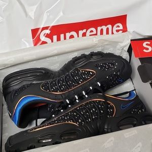 SUPREME X NIKE Shoes